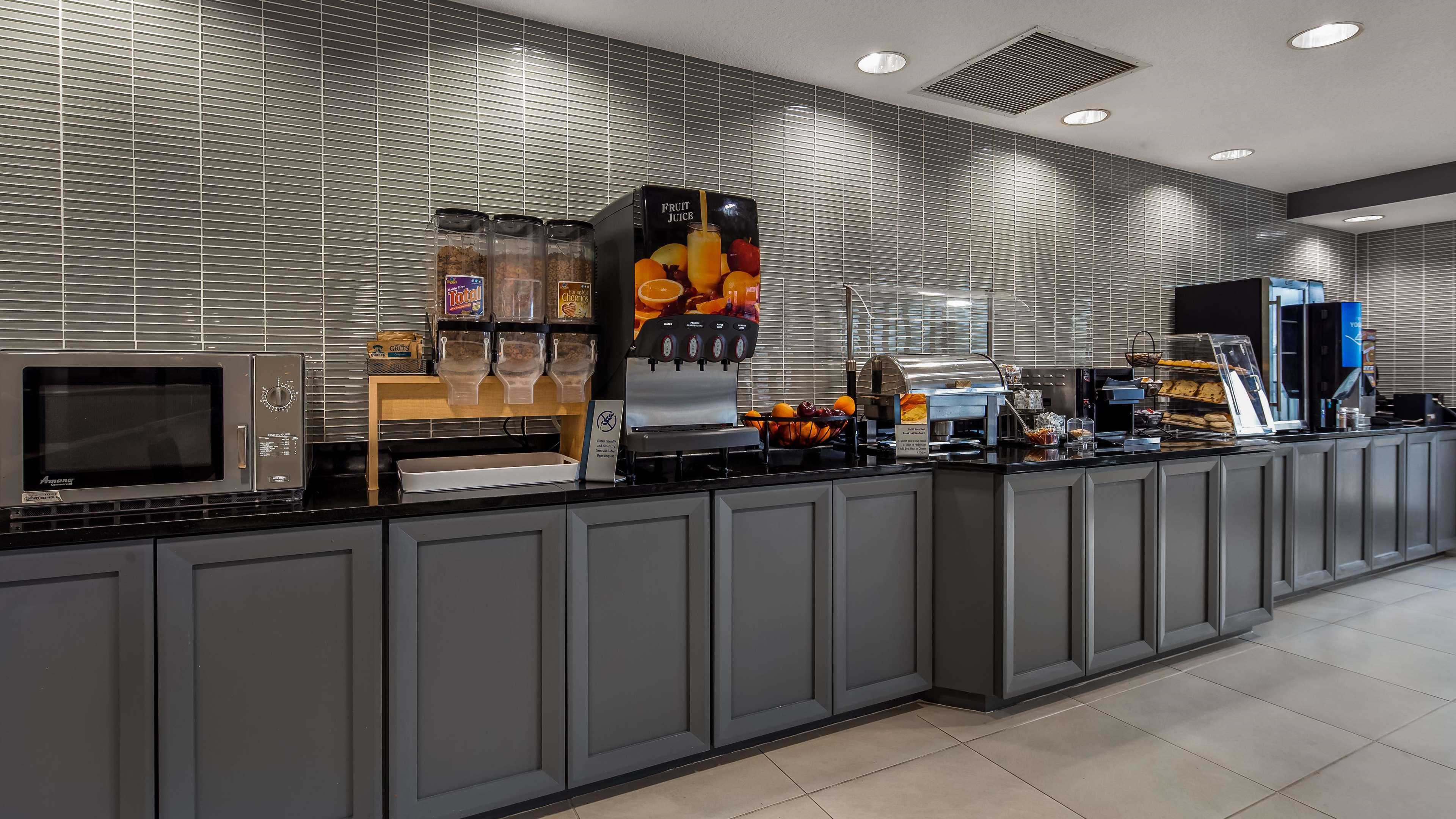 Best Western Plus New Caney Inn & Suites Eksteriør bilde
