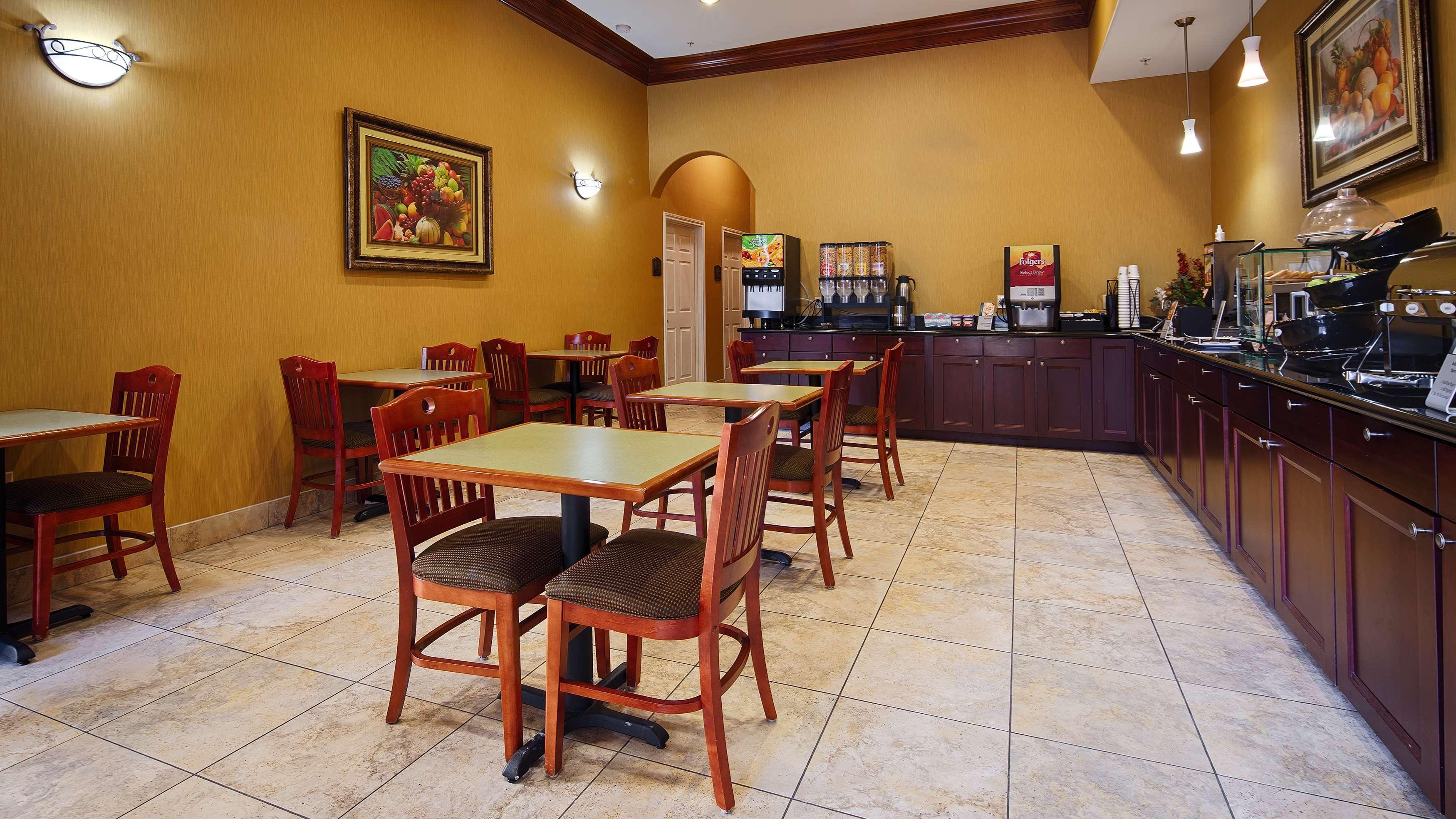 Best Western Plus New Caney Inn & Suites Eksteriør bilde
