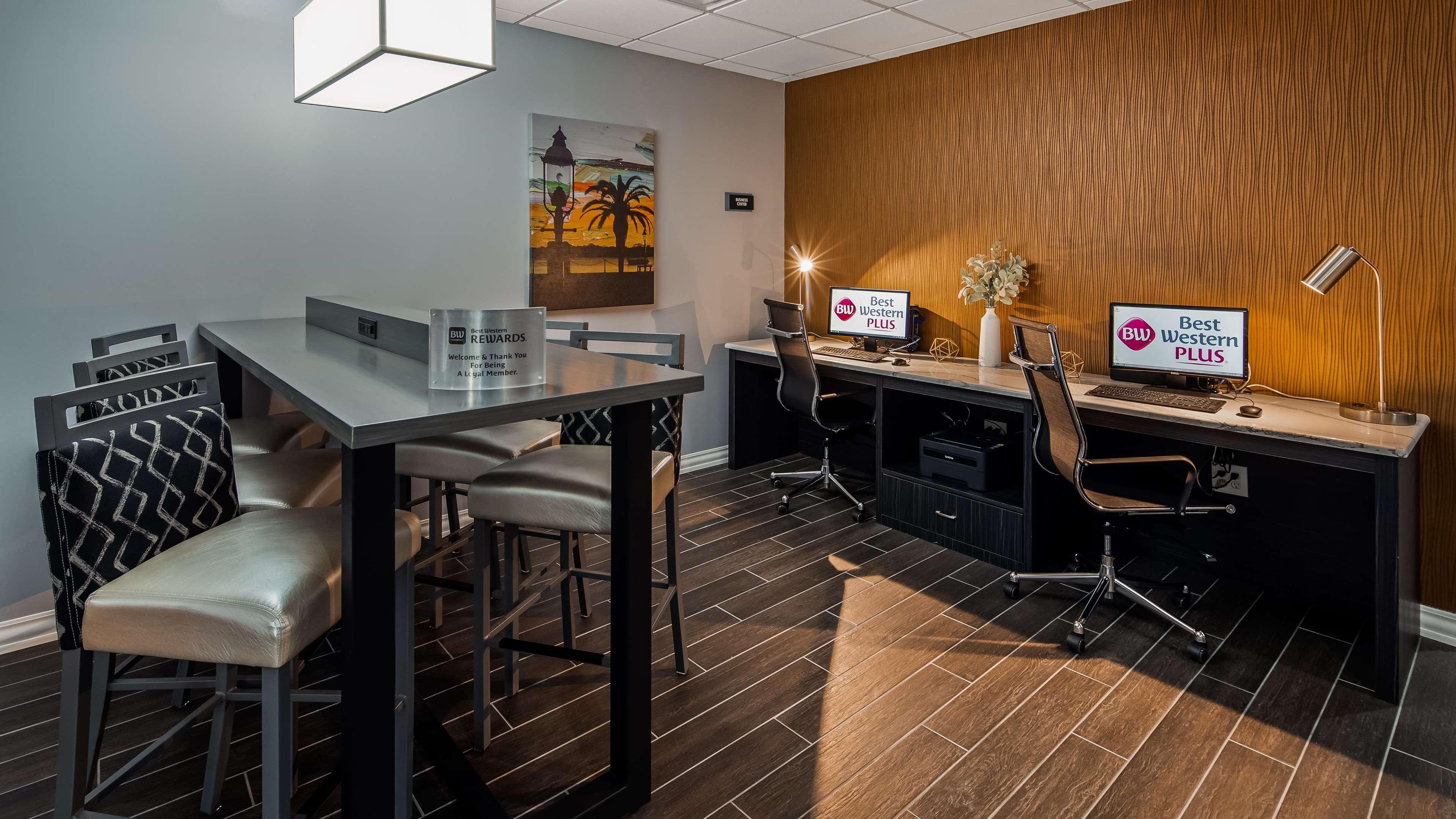 Best Western Plus New Caney Inn & Suites Eksteriør bilde